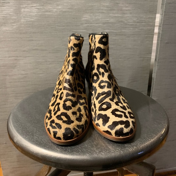 Kate Spade Leopard Bootie, size 6.5 - Picture 2 of 5